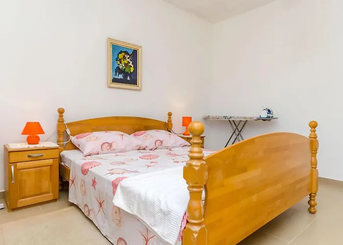 Mare Апартаменты Трогир